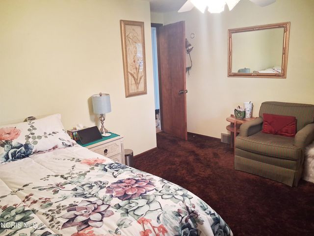 10112 Maumee Western Road, Monclova, OH 43542