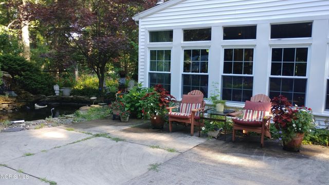 10112 Maumee Western Road, Monclova, OH 43542