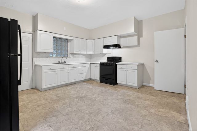 241 Freidel St, Whitaker, PA 15120