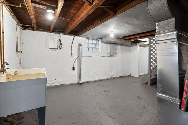 241 Freidel St, Whitaker, PA 15120