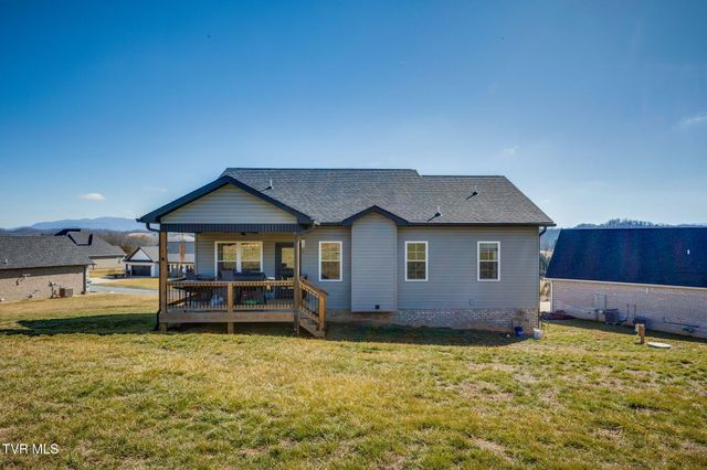 1492 Orchard View Lane, Piney Flats, TN 37686