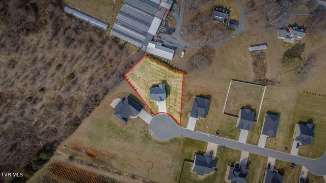 1492 Orchard View Lane, Piney Flats, TN 37686