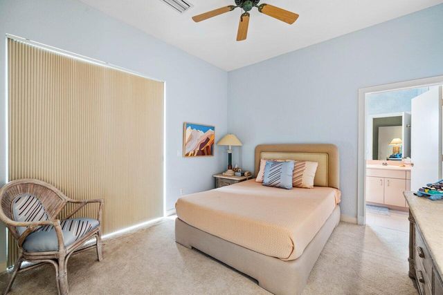 5785 Regency Circle E, Boca Raton, FL 33496