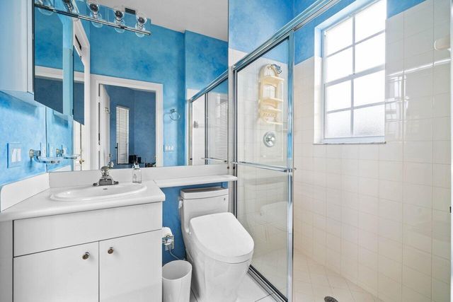 5785 Regency Circle E, Boca Raton, FL 33496