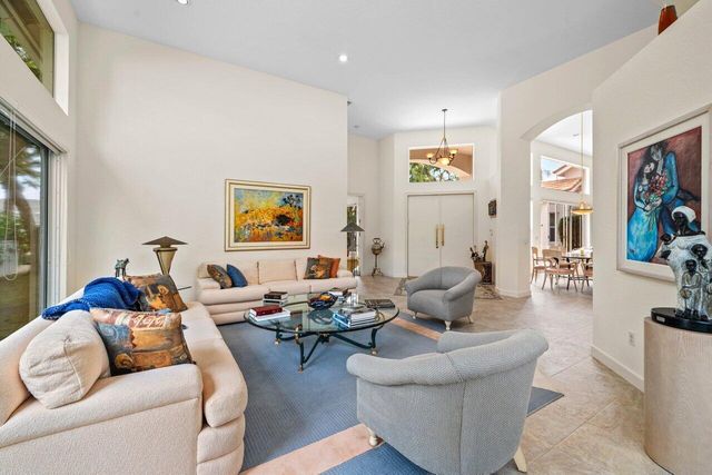 5785 Regency Circle E, Boca Raton, FL 33496
