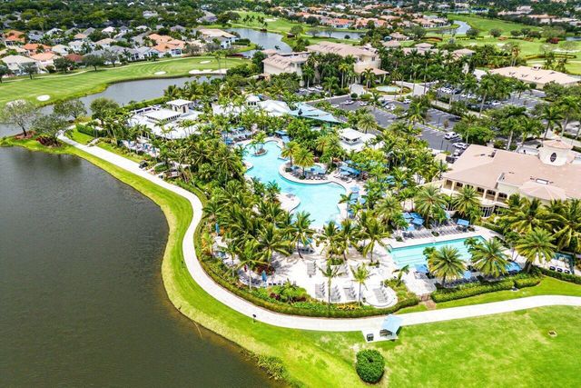 5785 Regency Circle E, Boca Raton, FL 33496
