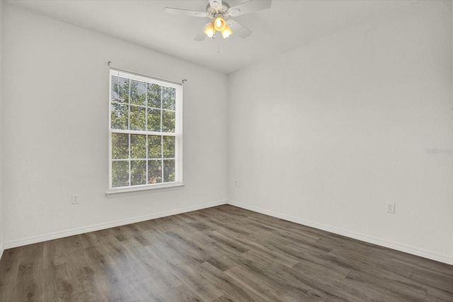 10201 COURTNEY PALMS BOULEVARD 304, Tampa, FL 33619