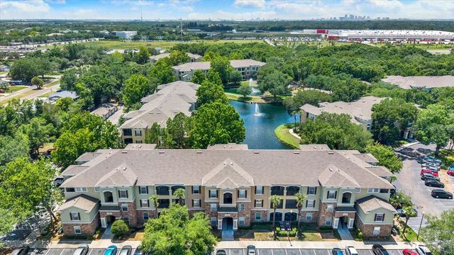 10201 COURTNEY PALMS BOULEVARD 304, Tampa, FL 33619