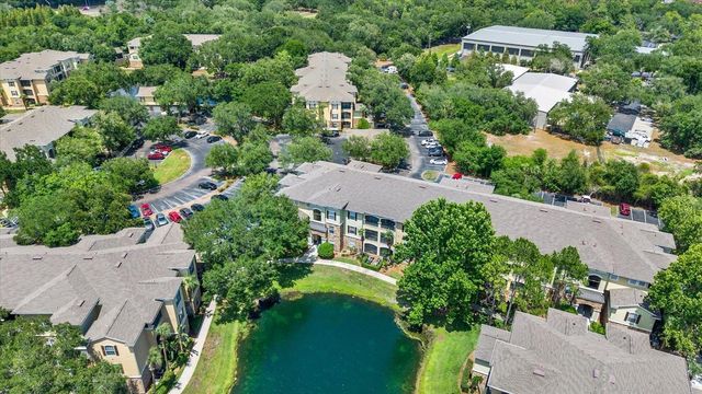 10201 COURTNEY PALMS BOULEVARD 304, Tampa, FL 33619