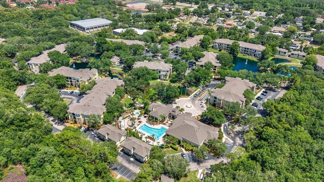 10201 COURTNEY PALMS BOULEVARD 304, Tampa, FL 33619