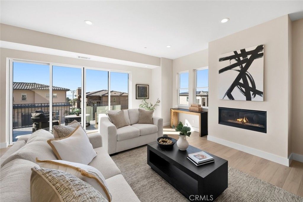 Image 1 of property listing at 2732 Barcelona Street, Pismo Beach, CA 93449