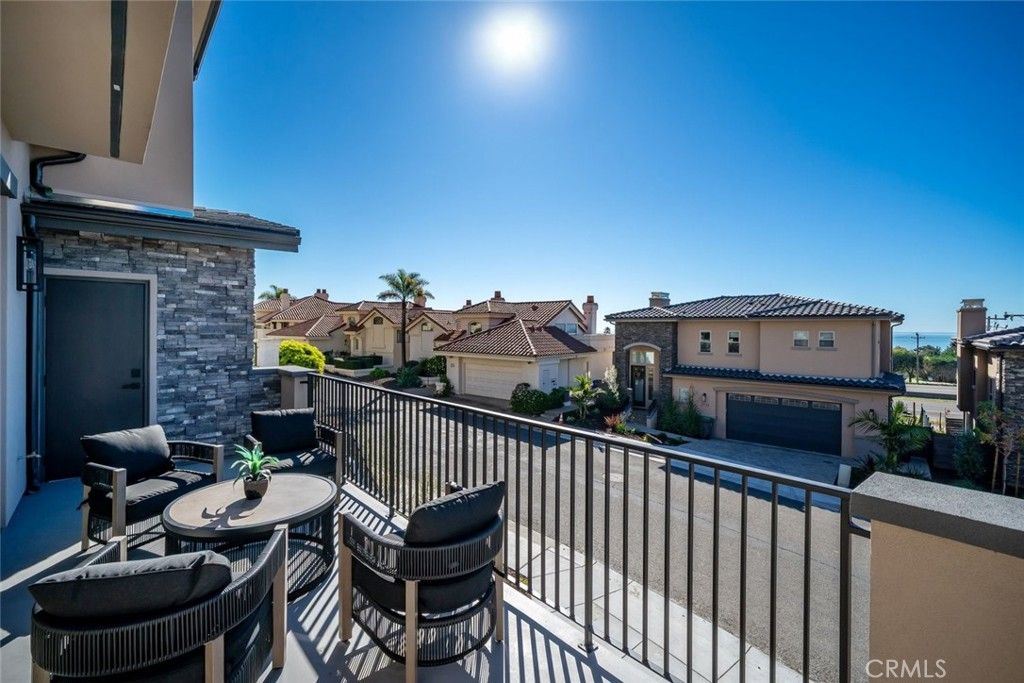 Image 13 of property listing at 2732 Barcelona Street, Pismo Beach, CA 93449