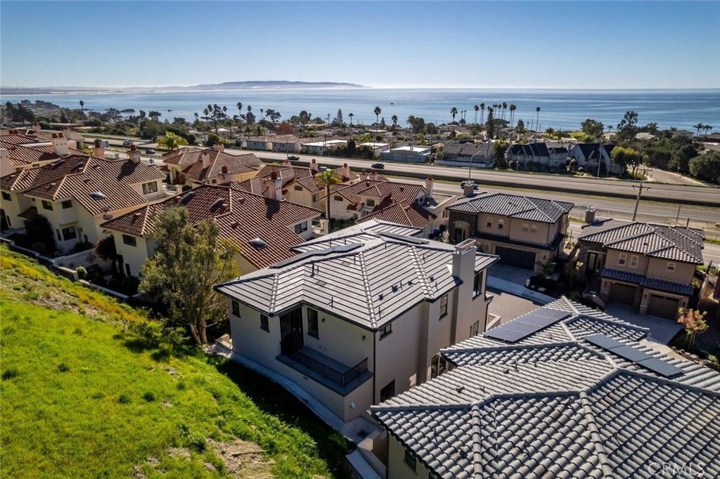 Image 49 of property listing at 2732 Barcelona Street, Pismo Beach, CA 93449