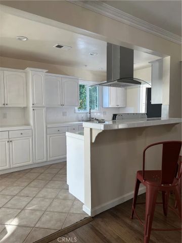 6447 Balcom, Reseda, CA 91335