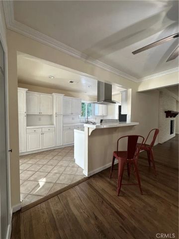 6447 Balcom, Reseda, CA 91335