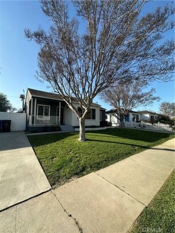 6447 Balcom, Reseda, CA 91335