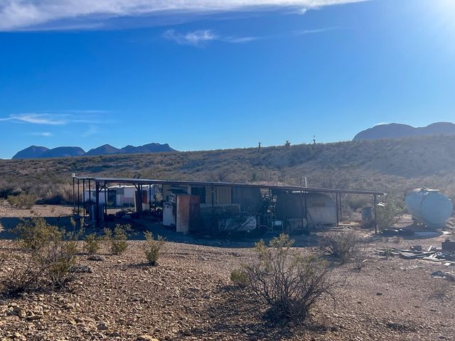 2500 Agua Fria Road, Terlingua, TX 79852
