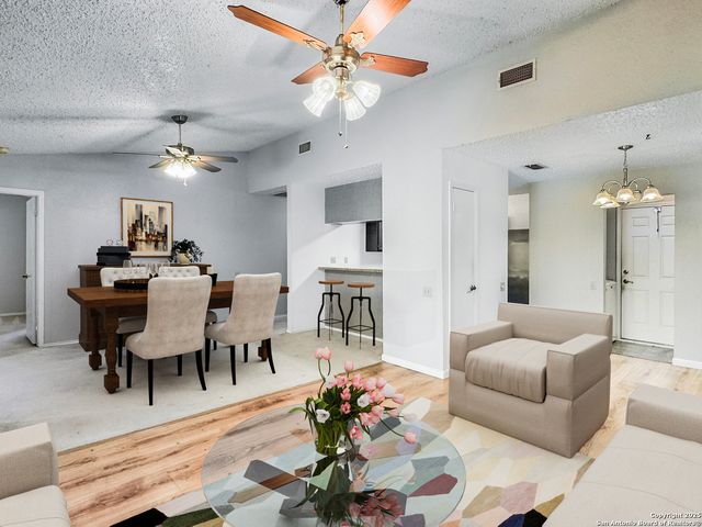 3800 Overlook, Schertz, TX 78108