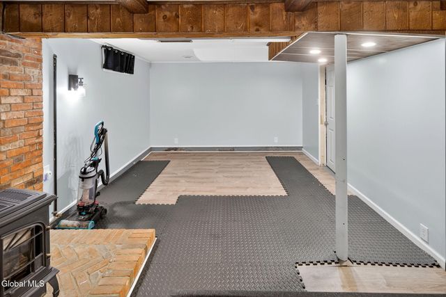 4 Old Fort Avenue, Rotterdam, NY 12306