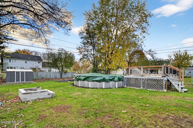 4 Old Fort Avenue, Rotterdam, NY 12306