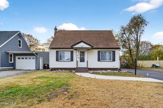 4 Old Fort Avenue, Rotterdam, NY 12306