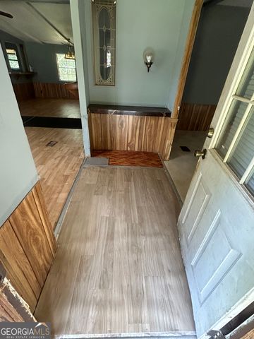 264 Lakeview Drive, Locust Grove, GA 30248