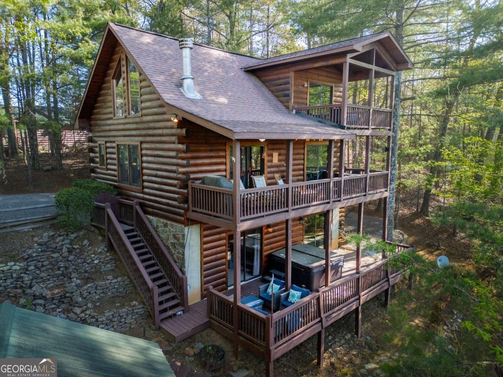 258 Dupont Drive, Blue Ridge, GA 30513