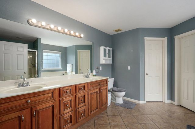 3031 W Augusta Hills Street, Springfield, MO 65803