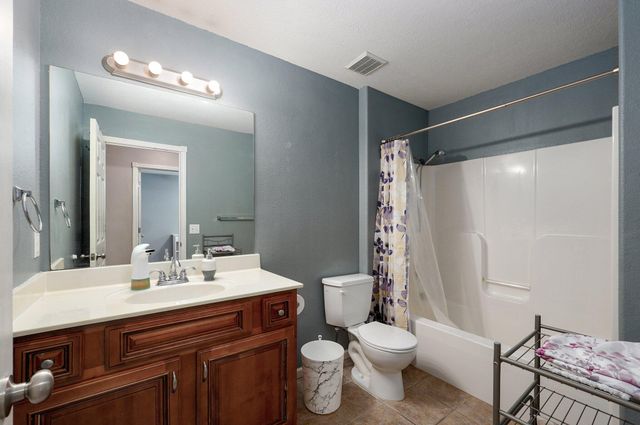 3031 W Augusta Hills Street, Springfield, MO 65803