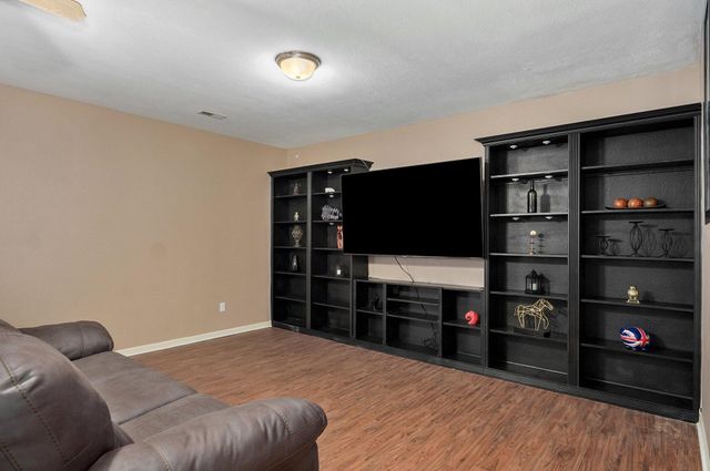 3031 W Augusta Hills Street, Springfield, MO 65803