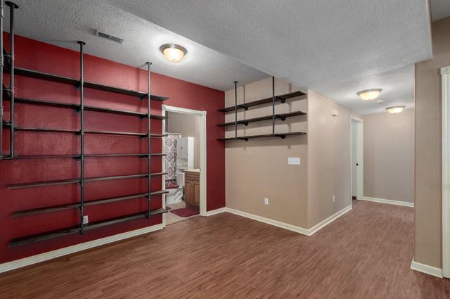 3031 W Augusta Hills Street, Springfield, MO 65803