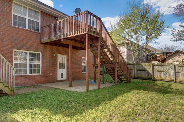3031 W Augusta Hills Street, Springfield, MO 65803