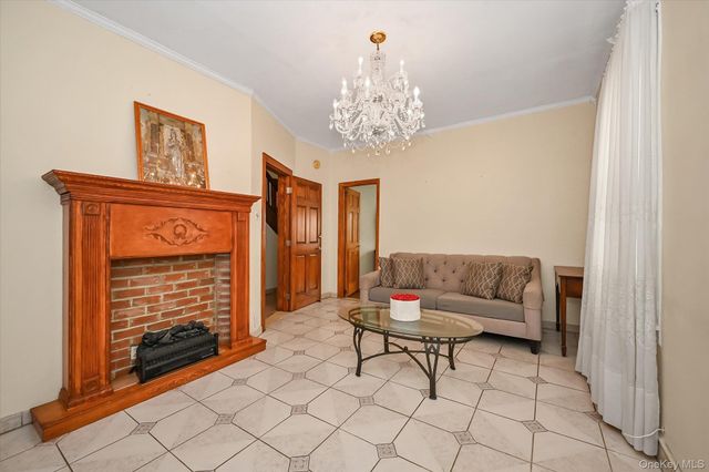 149-11 16th Road, Whitestone, NY 11357