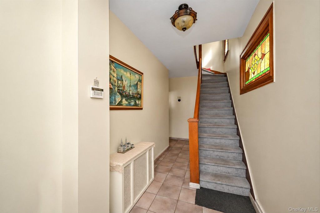149-11 16th Road, Whitestone, NY 11357 — photo 2