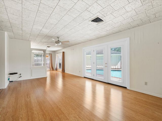 2605 Cypress Lane, Rosenberg, TX 77471