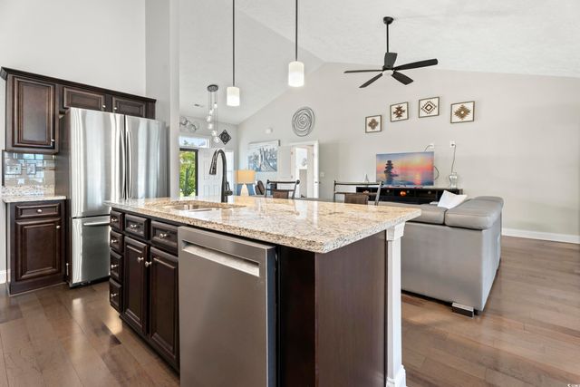 285 Camrose Way, Myrtle Beach, SC 29588