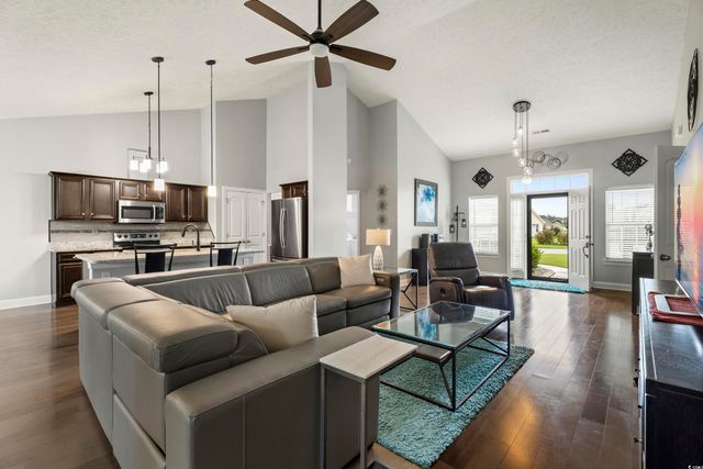 285 Camrose Way, Myrtle Beach, SC 29588