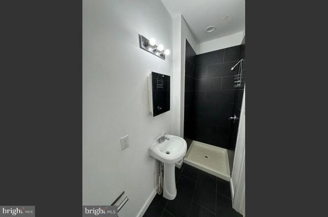 1515 W SEYBERT ST, Philadelphia, PA 19121