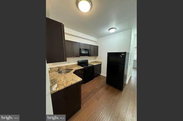 1515 W SEYBERT ST, Philadelphia, PA 19121