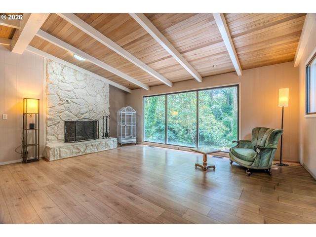 1109 CHARMAN St, Oregon City, OR 97045