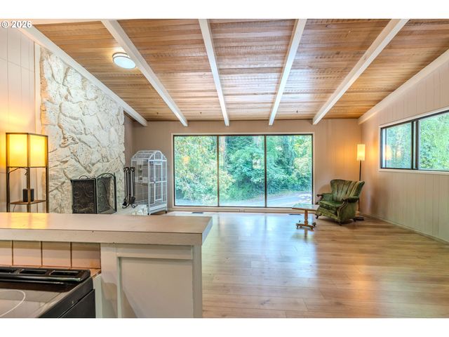 1109 CHARMAN St, Oregon City, OR 97045