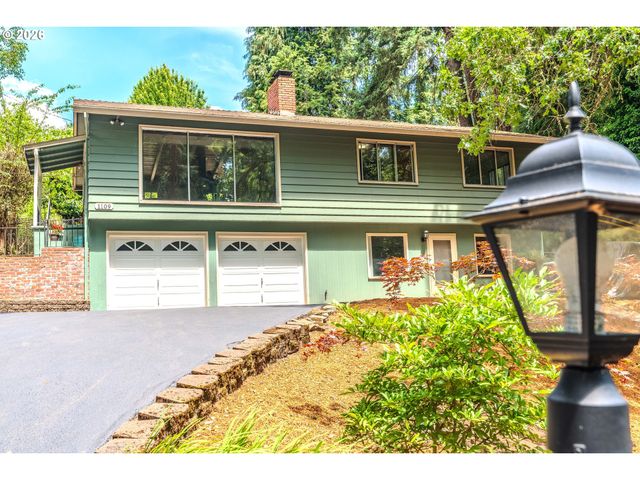 1109 CHARMAN St, Oregon City, OR 97045
