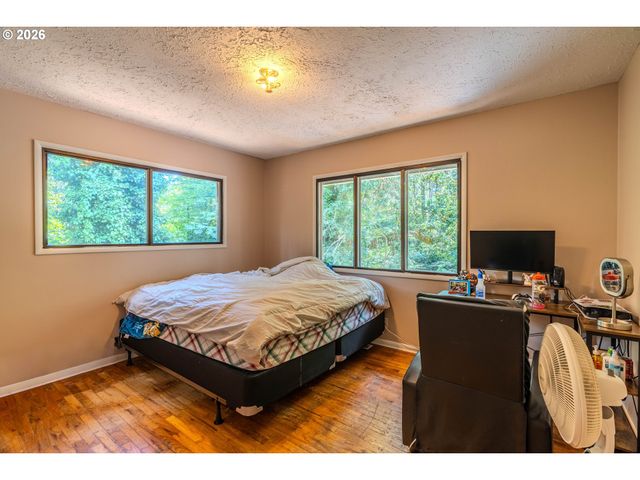 1109 CHARMAN St, Oregon City, OR 97045