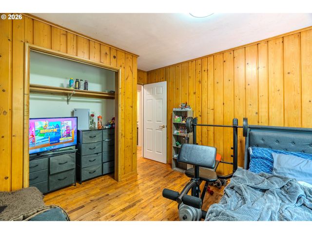 1109 CHARMAN St, Oregon City, OR 97045