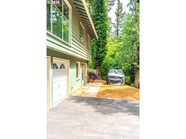 1109 CHARMAN St, Oregon City, OR 97045