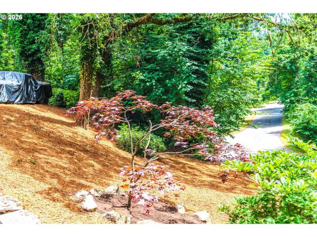 1109 CHARMAN St, Oregon City, OR 97045