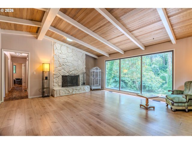 1109 CHARMAN St, Oregon City, OR 97045