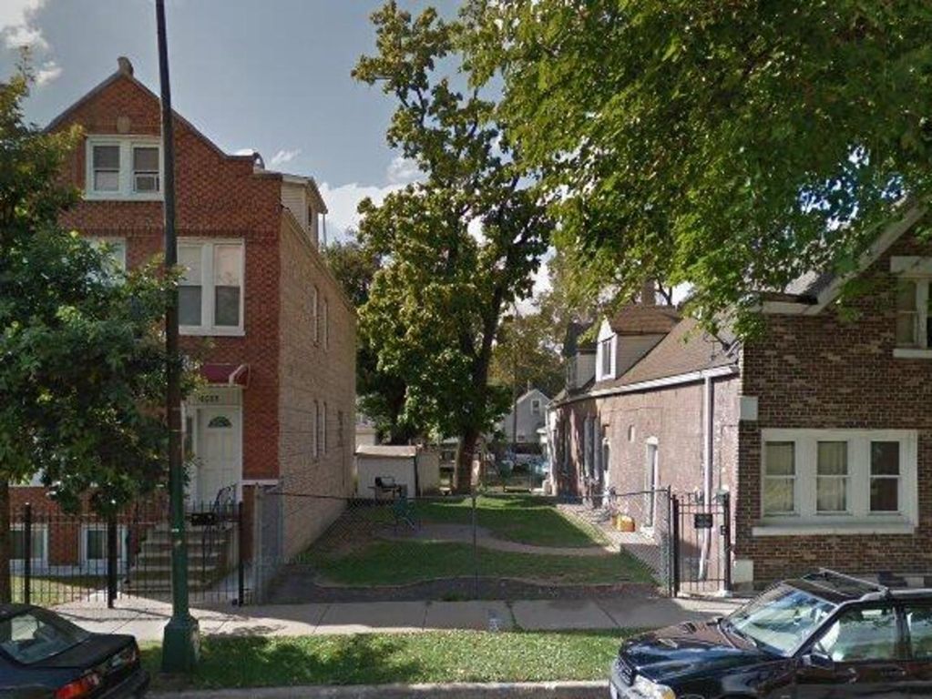 3024 S Central Park Avenue, Chicago, IL 60623 — exterior