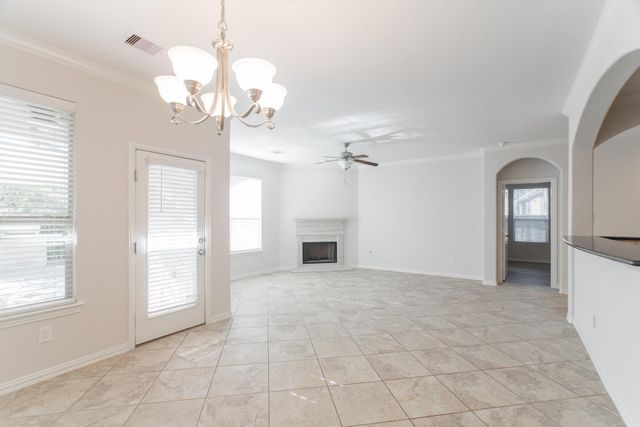 7 E Deer River Circle, The Woodlands, TX 77389