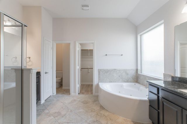 7 E Deer River Circle, The Woodlands, TX 77389